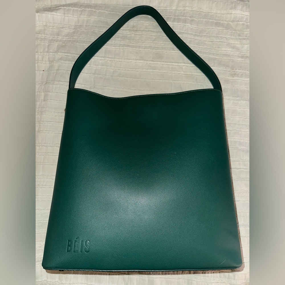 Beis X Wicked-The Wicked tote in Wicked Green.
